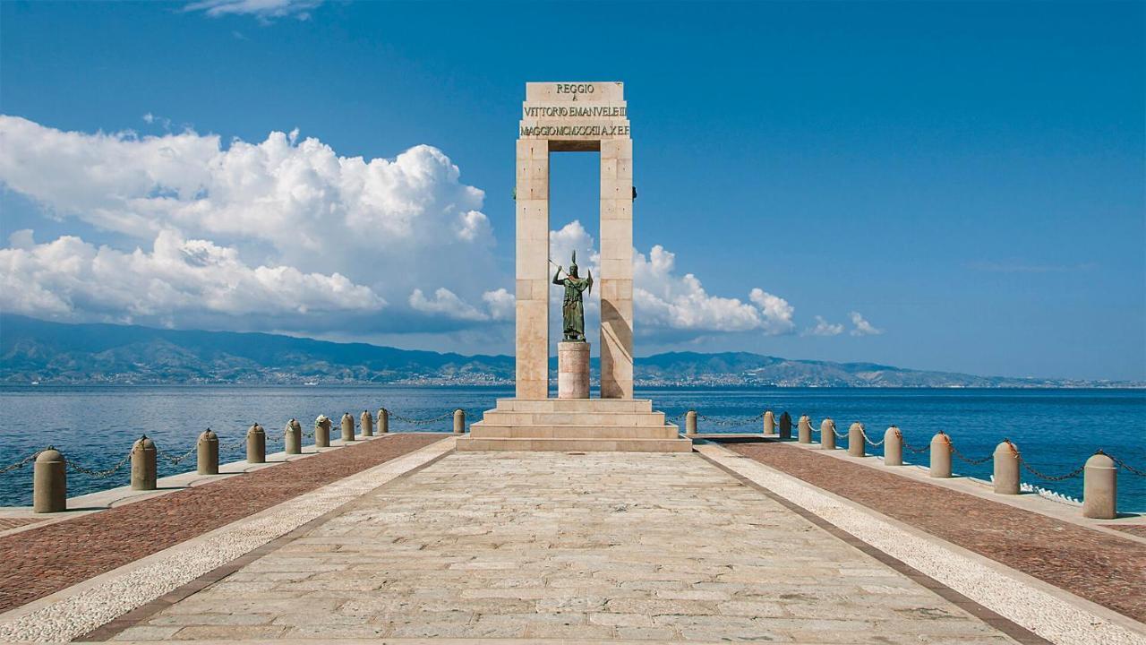 Il Laureato Apartment Reggio Calabria Exterior photo